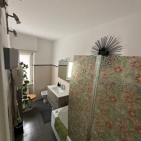 Grande E Bagno Riservato *